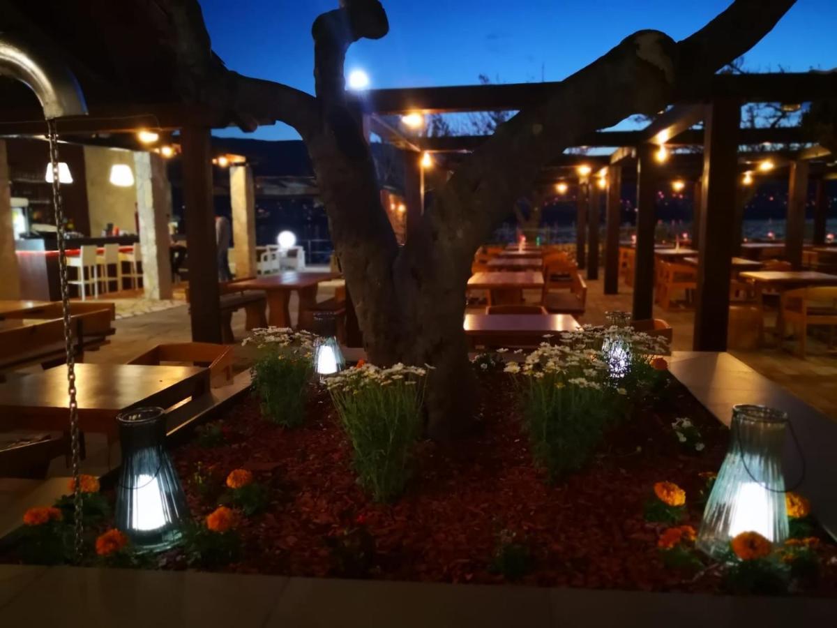 Hotel Smokva Pag Pag Town Kültér fotó