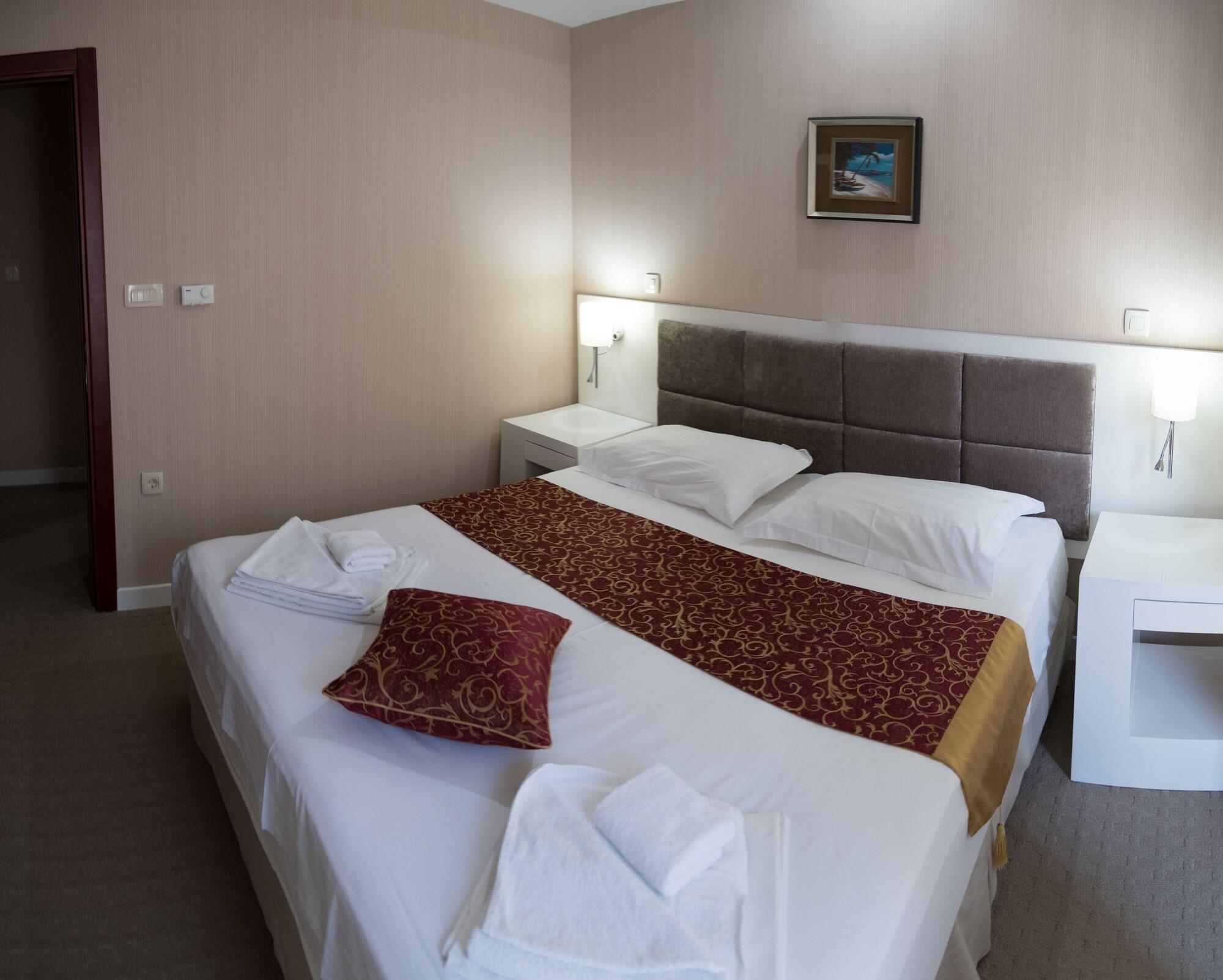 Hotel Smokva Pag Pag Town Kültér fotó