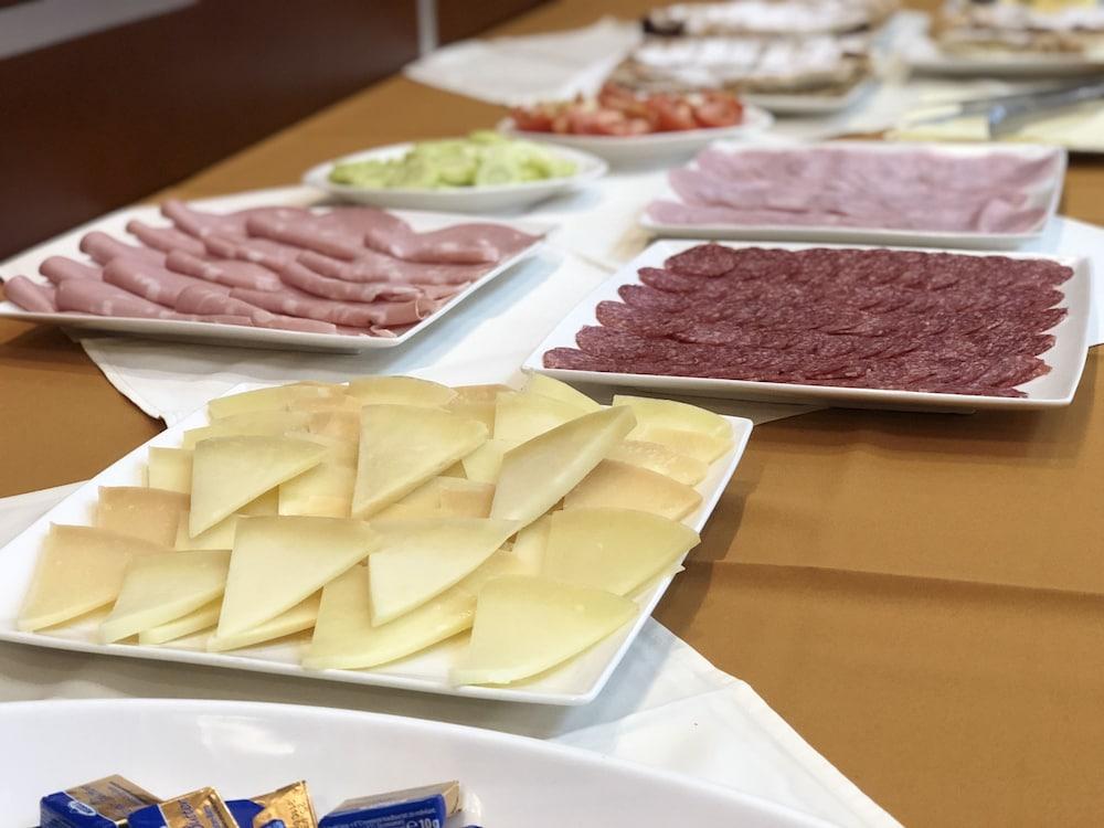 Hotel Smokva Pag Pag Town Kültér fotó