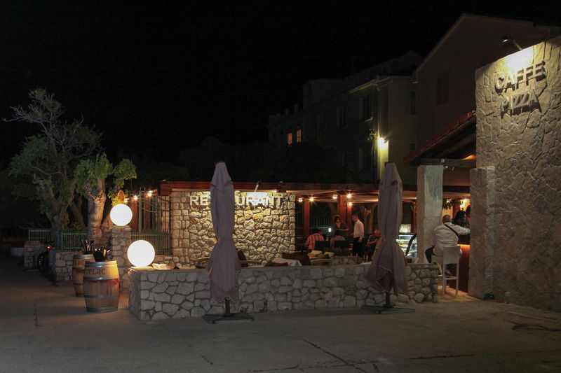 Hotel Smokva Pag Pag Town Kültér fotó