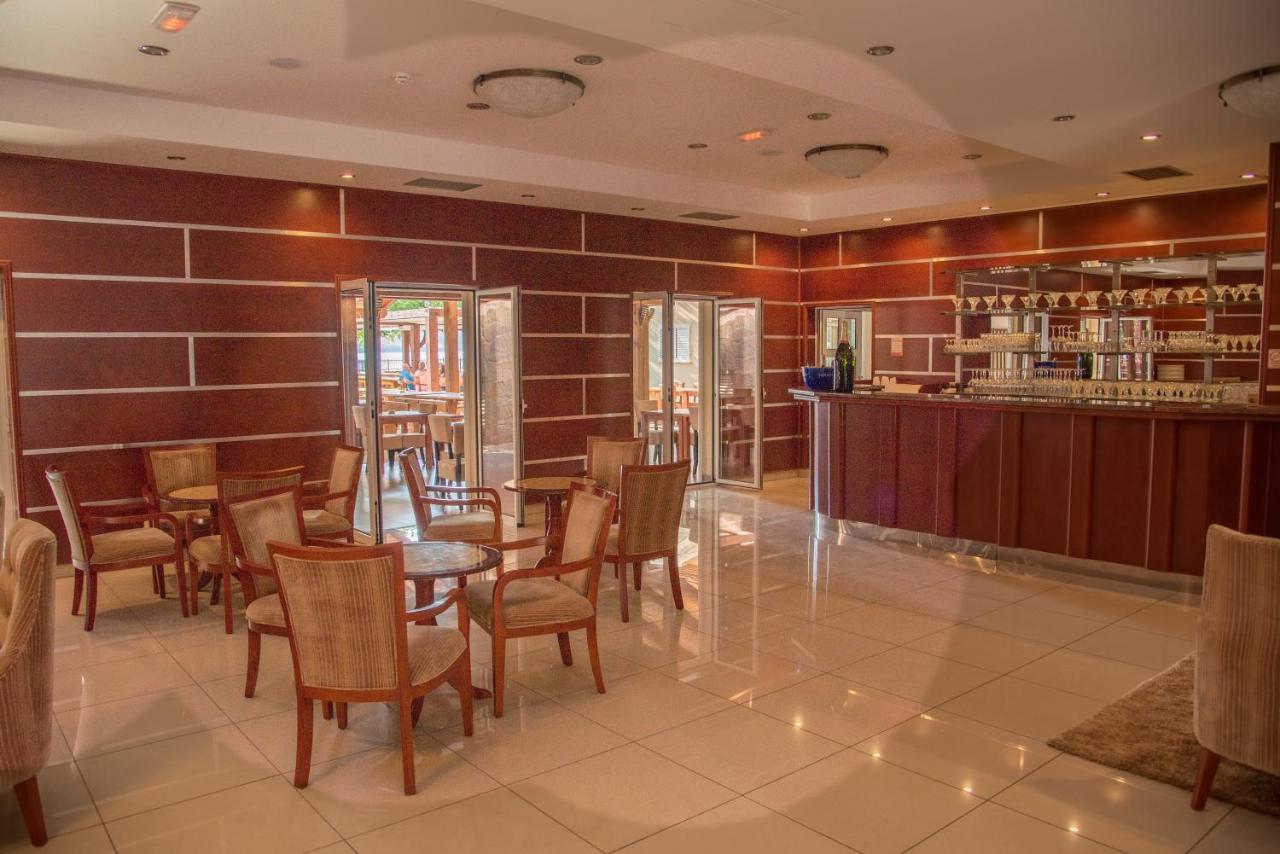 Hotel Smokva Pag Pag Town Kültér fotó