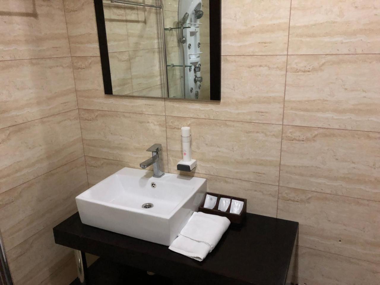 Hotel Smokva Pag Pag Town Kültér fotó